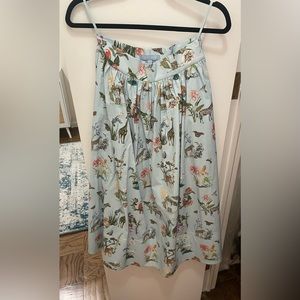 Antonio Melani Printed Skirt with Belt - Size 2